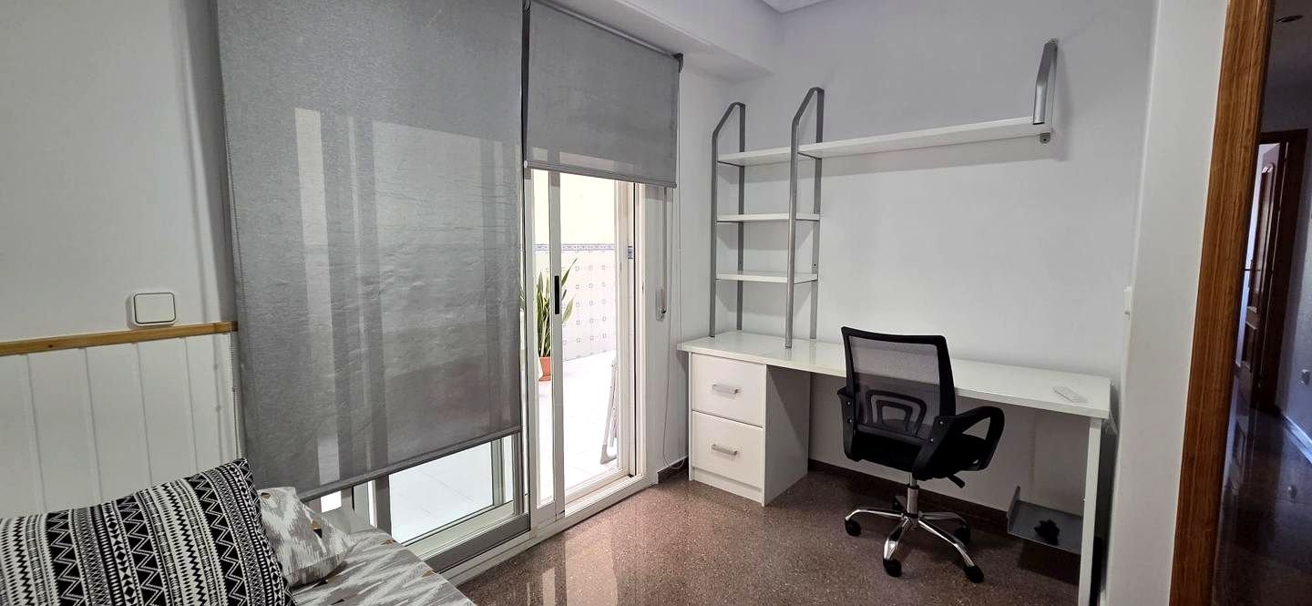 Habitación 100 m², Elche