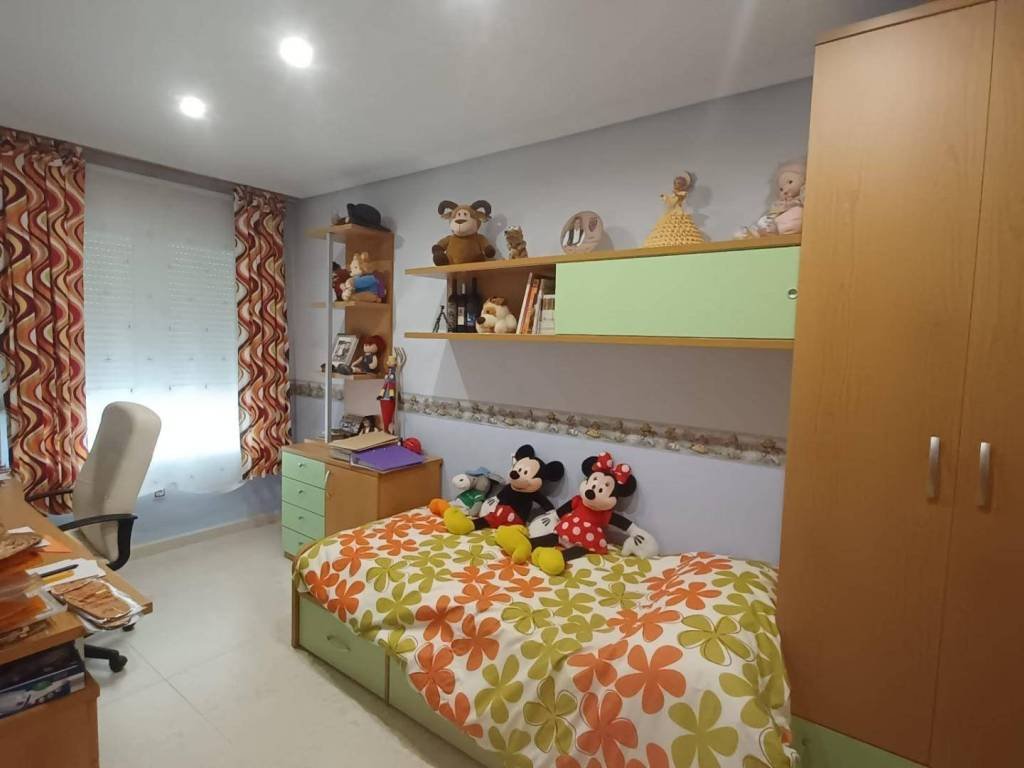 Casa de 220 m² a Petrer