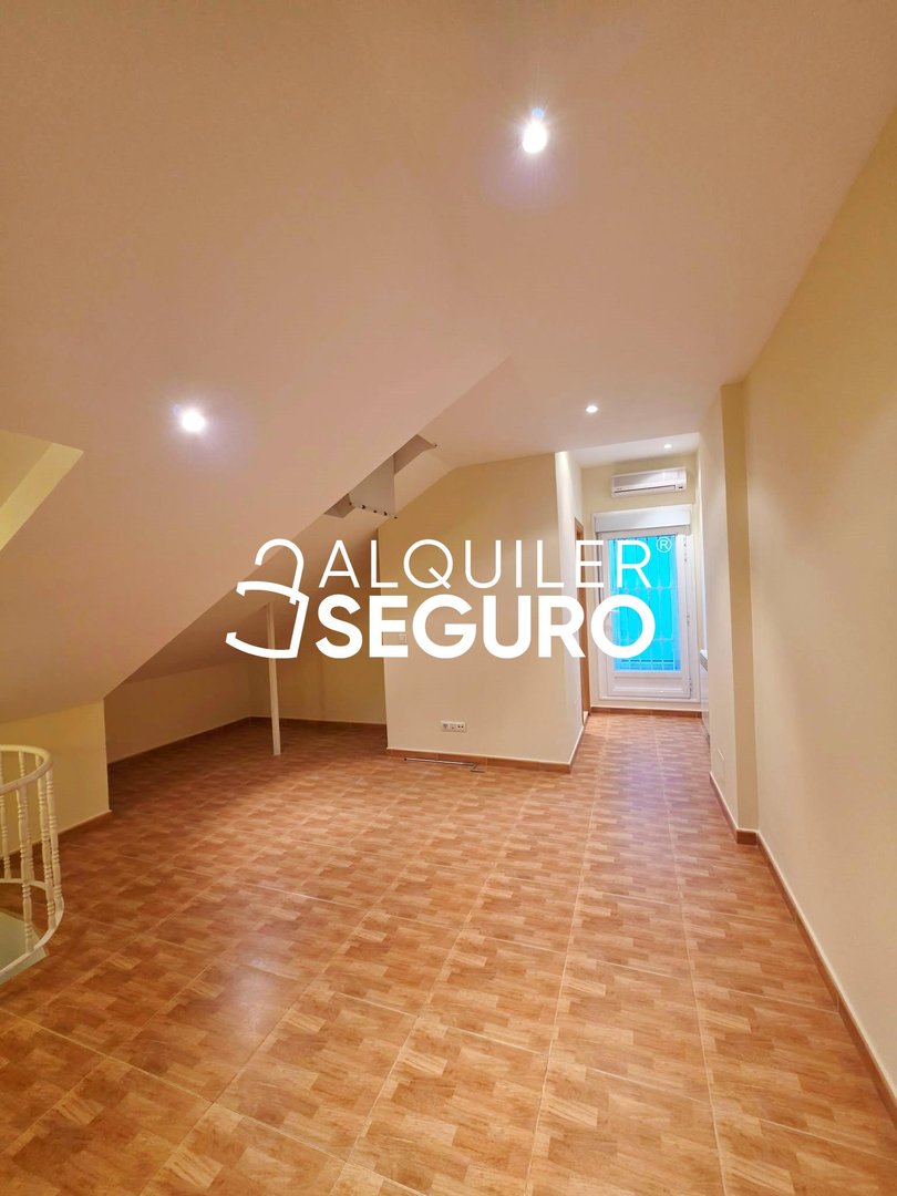 Pis de 86 m² a Pozuelo de Alarcón