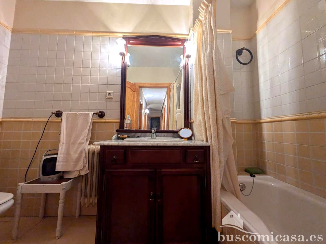 Habitació de lloguer, Linares