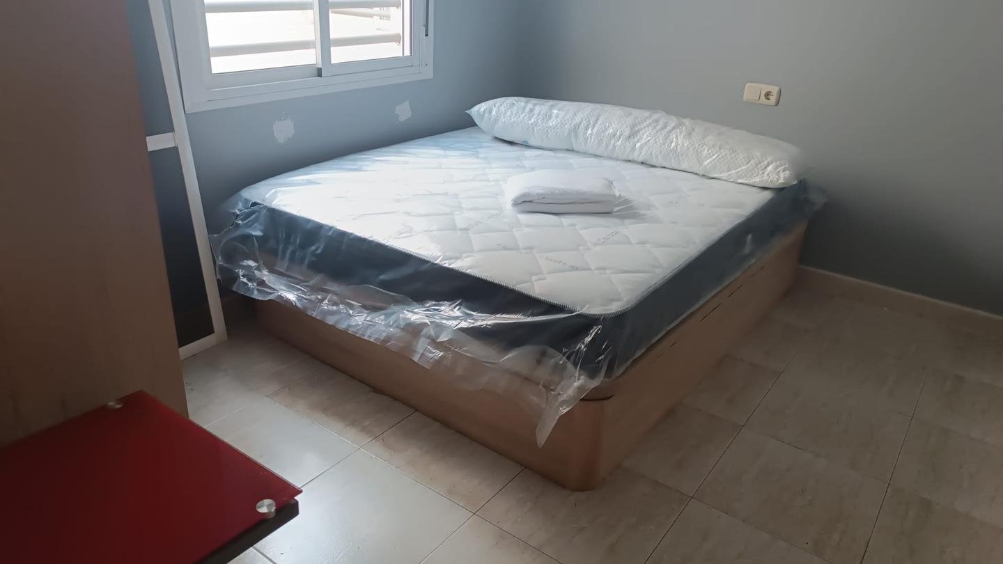Piso de 90 m² en Melilla
