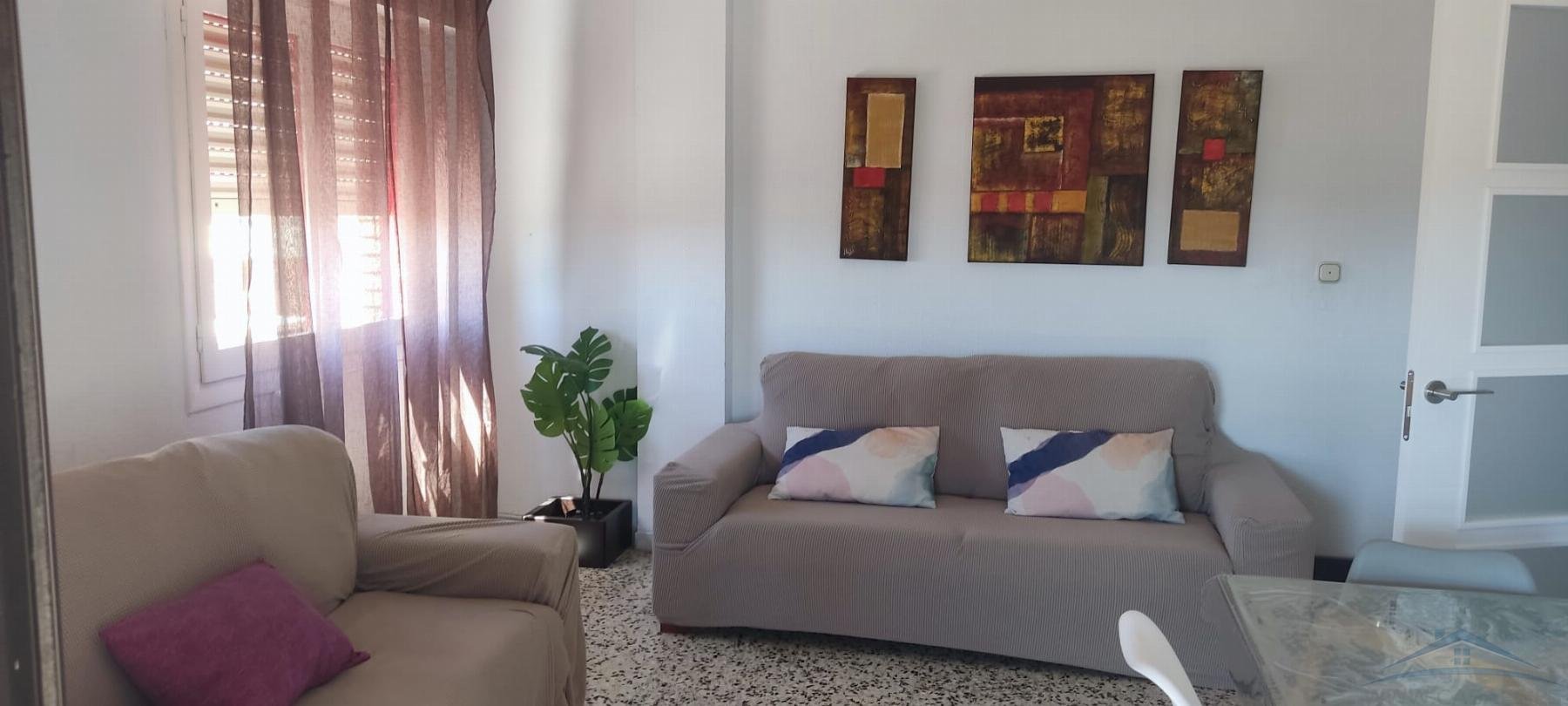 Piso de 90 m² en Almería