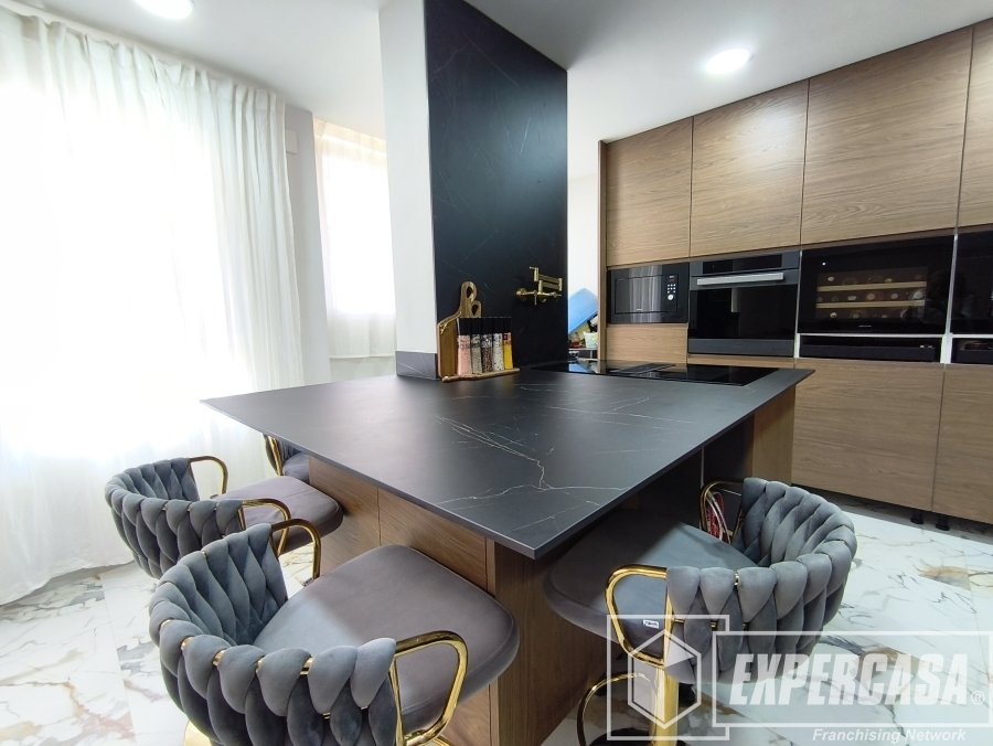 Piso de 128 m² en Manises
