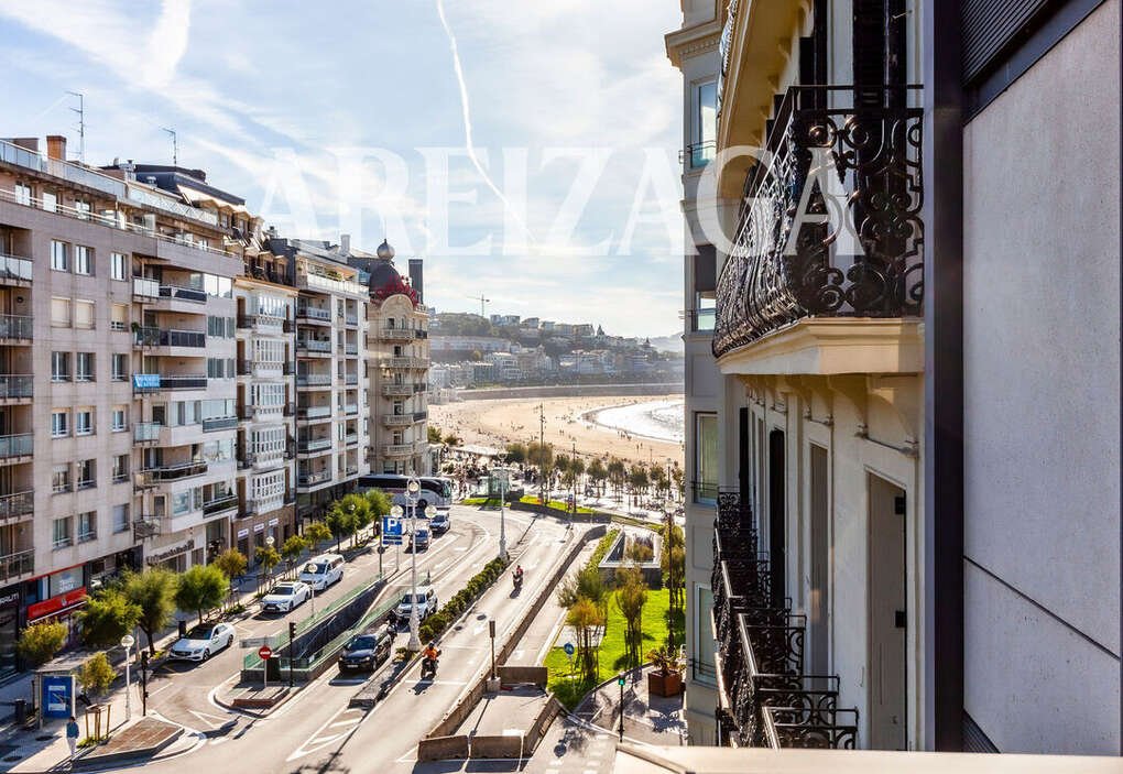 Piso de 85 m² en San Sebastián