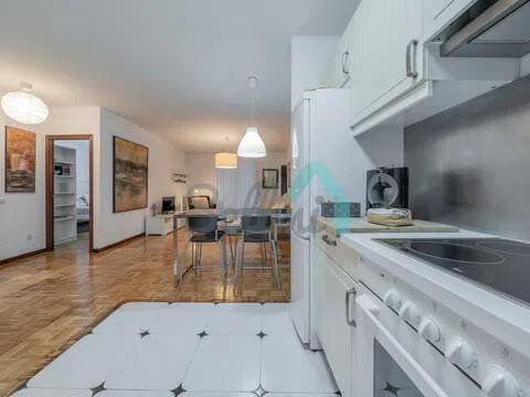Piso de 89 m² en Oviedo