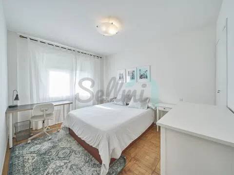 Piso de 87 m² en Oviedo
