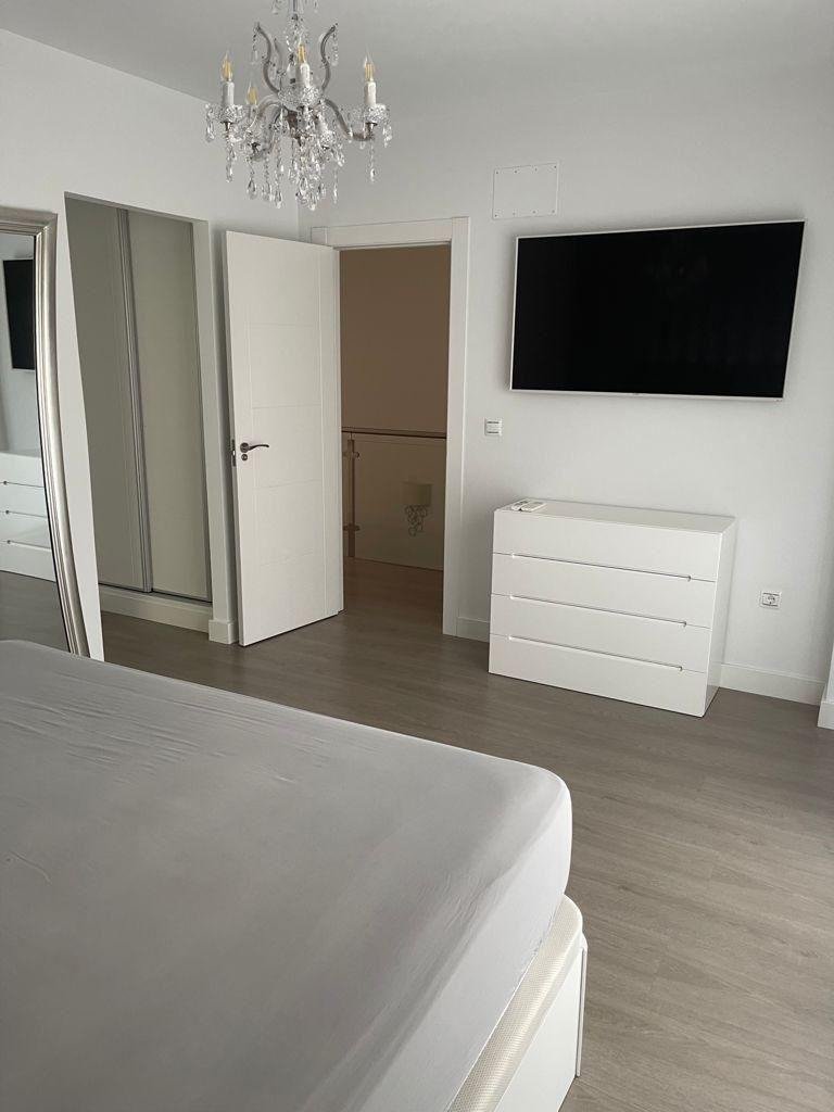 Casa de 240 m² a Ogíjares