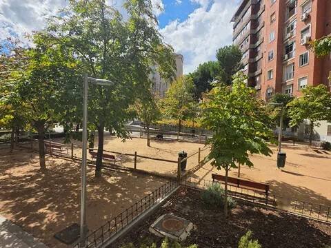 Habitación 200 m², Madrid