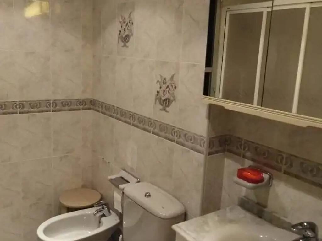 Piso de 90 m² en Jaén
