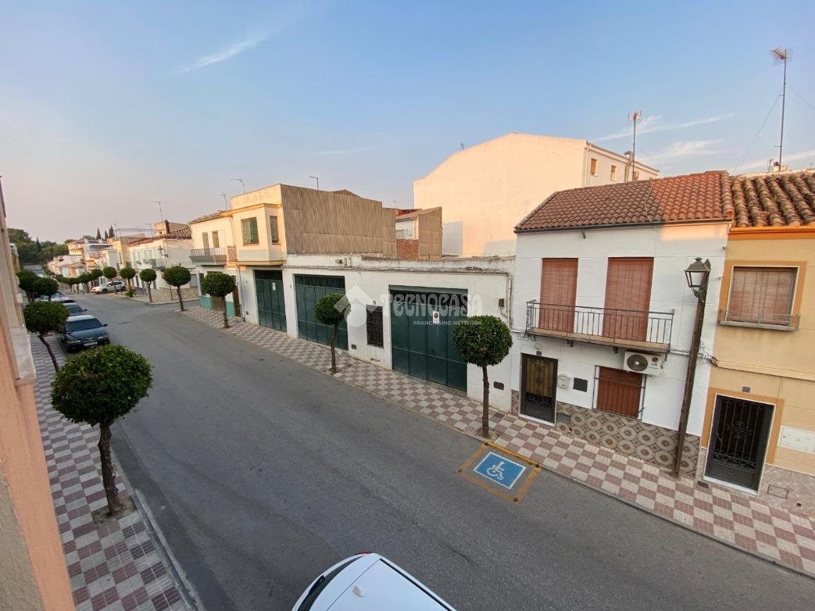 Piso de 108 m² en Torredonjimeno