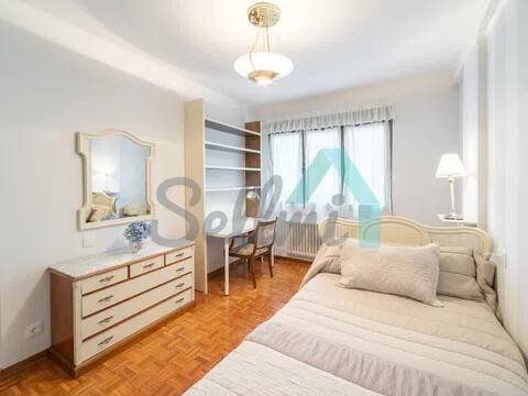 Piso de 107 m² en Oviedo