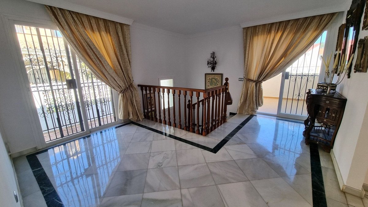 Casa de 593 m² en Luque