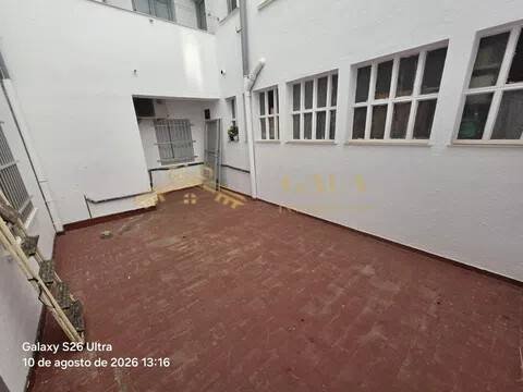 Piso de 150 m² en Cáceres