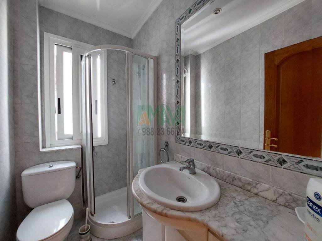 Piso de 110 m² en Ourense