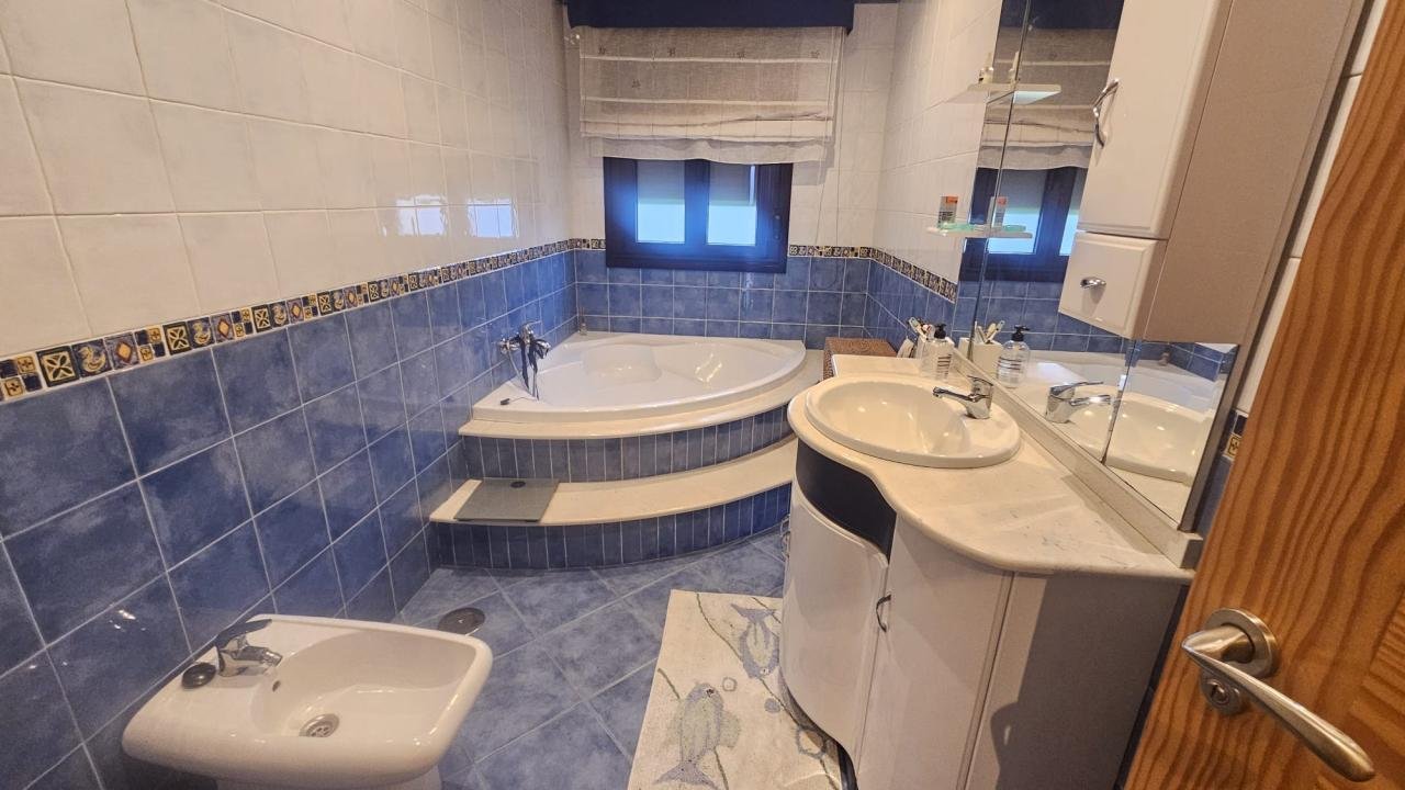 Casa de 150 m² en Mos