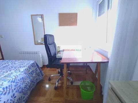 Piso de 100 m² en Oviedo