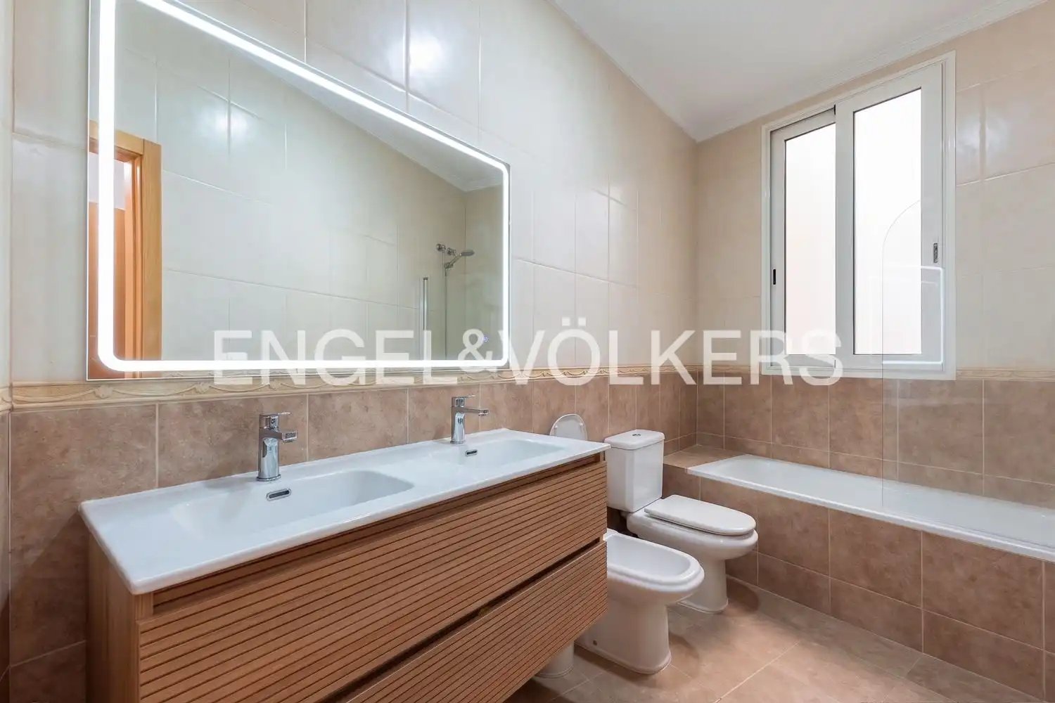 Piso de 140 m² en Valencia