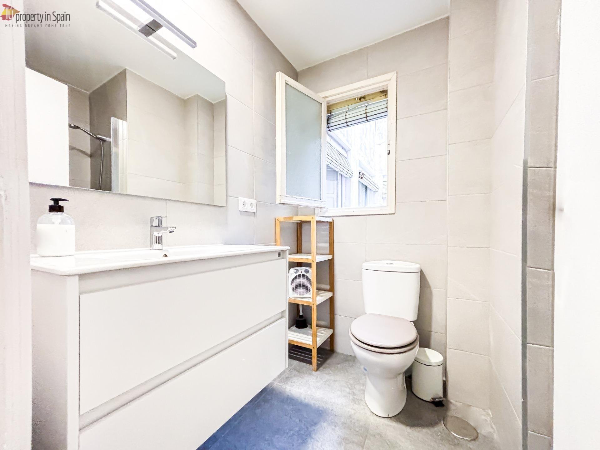 Habitación 84 m², Alicante