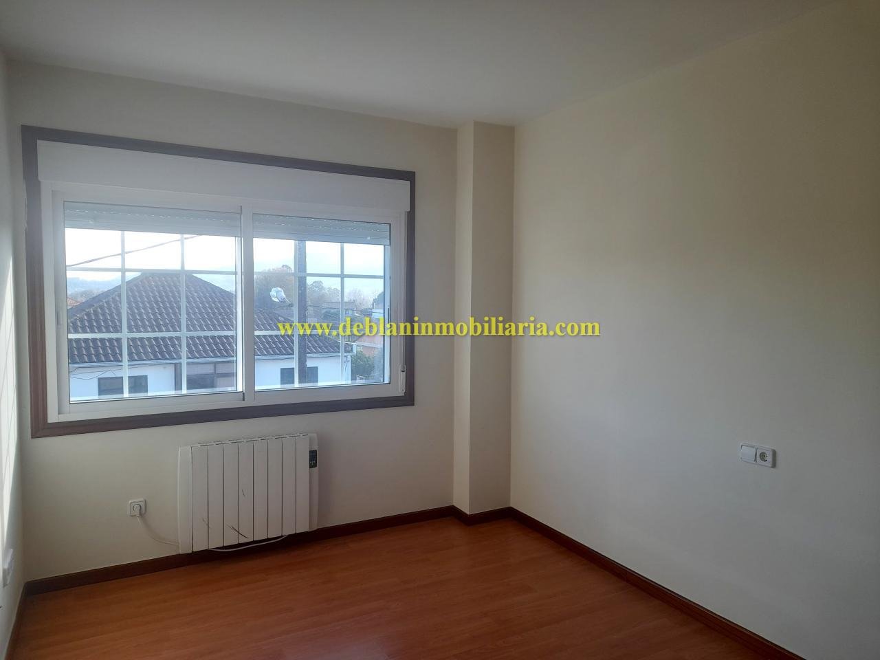 Piso de 90 m² en Tui