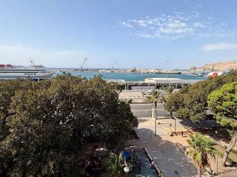 Piso de 165 m² en Almería
