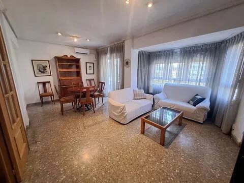 Wohnung 113 m² in Valencia