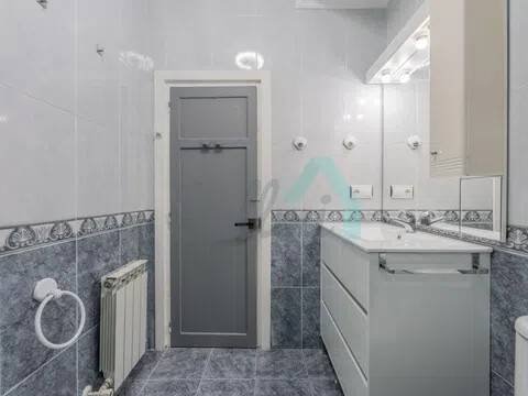 Habitación 83 m², Oviedo
