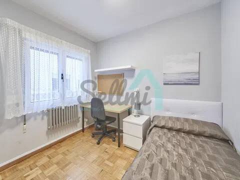 Piso de 84 m² en Oviedo