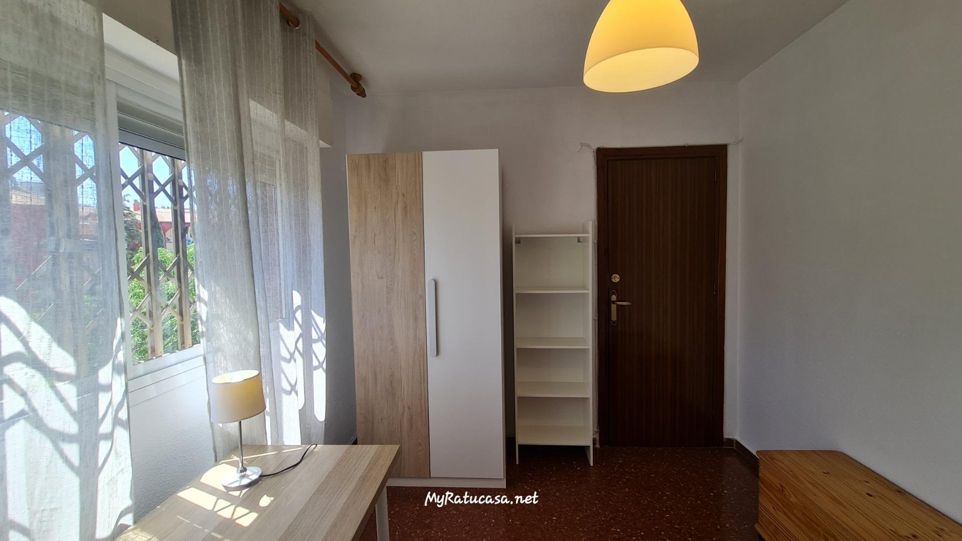 Habitación 109 m², Granada