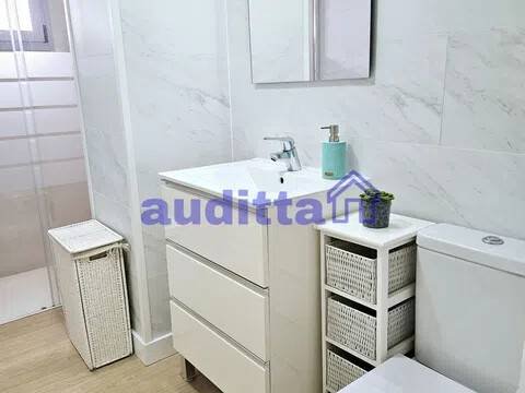 Piso de 90 m² en Sevilla