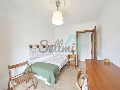 Piso de 82 m² en Oviedo