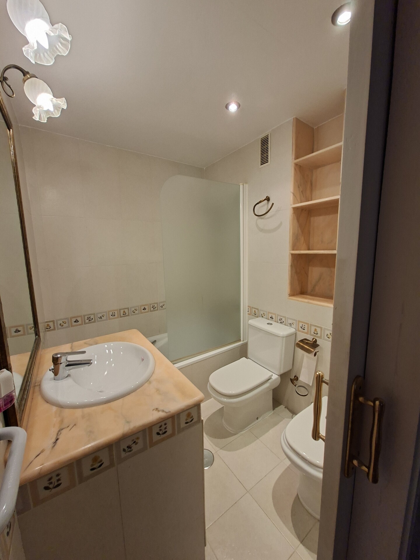 Chambre 100 m², Carthagène