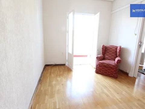 Piso de 100 m² en Sevilla