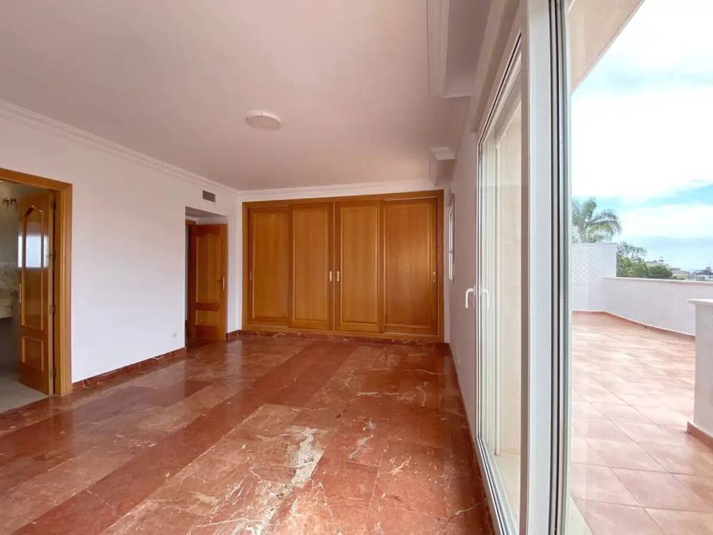 Casa de 320 m² en Marbella