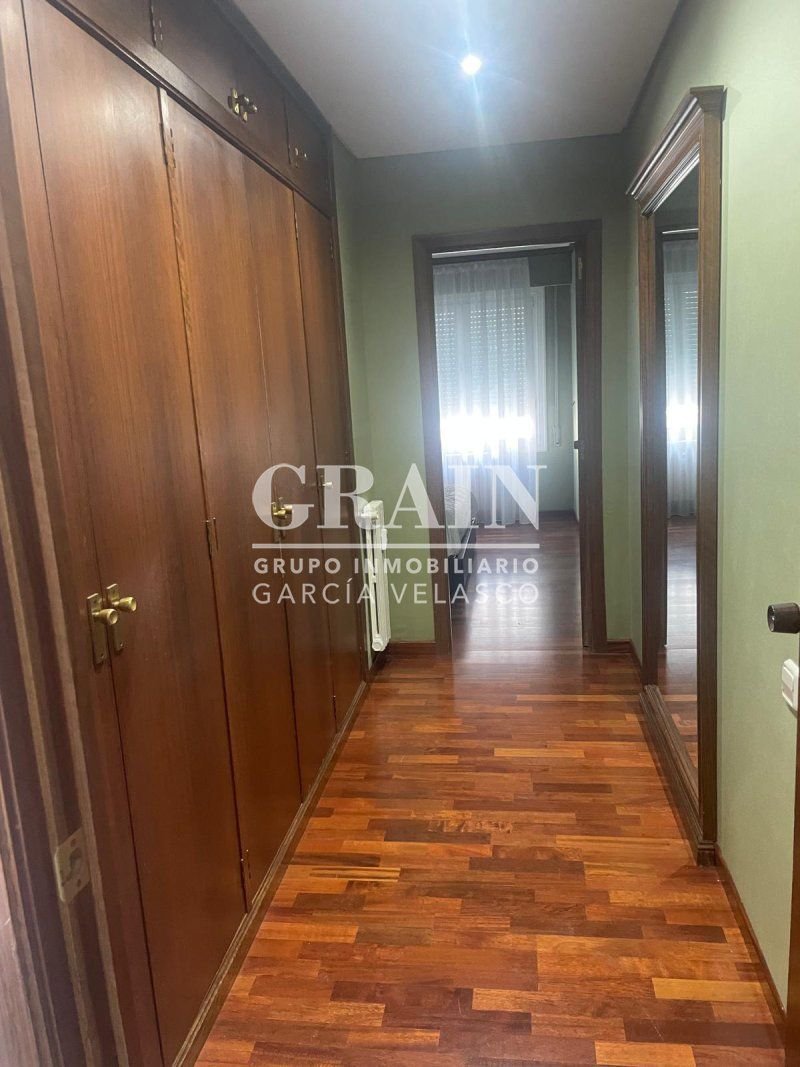 Piso de 195 m² en Albacete