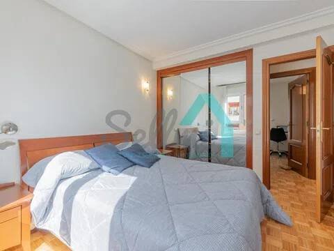 Pis de 95 m² a Oviedo