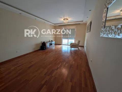 Piso de 142 m² en Almería