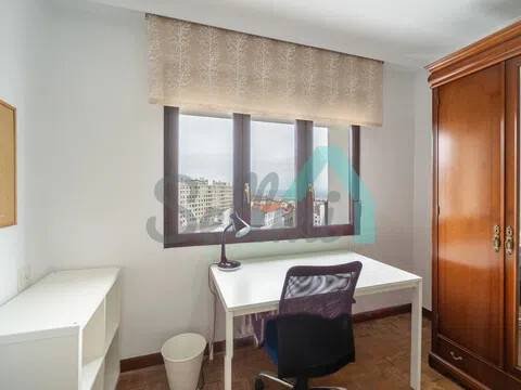 Piso de 85 m² en Oviedo
