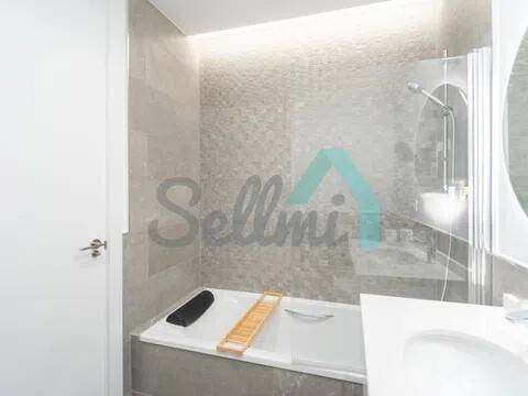 Piso de 111 m² en Oviedo
