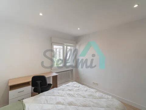 Pis de 104 m² a Oviedo