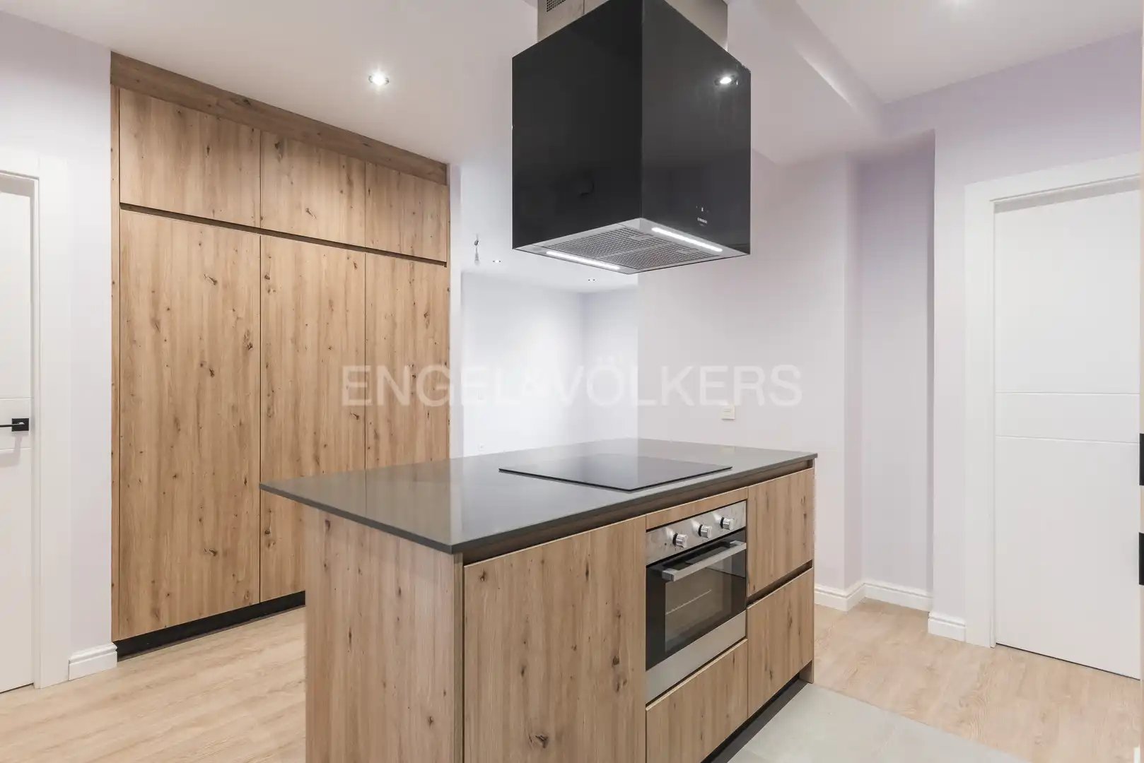 Wohnung 102 m² in Madrid