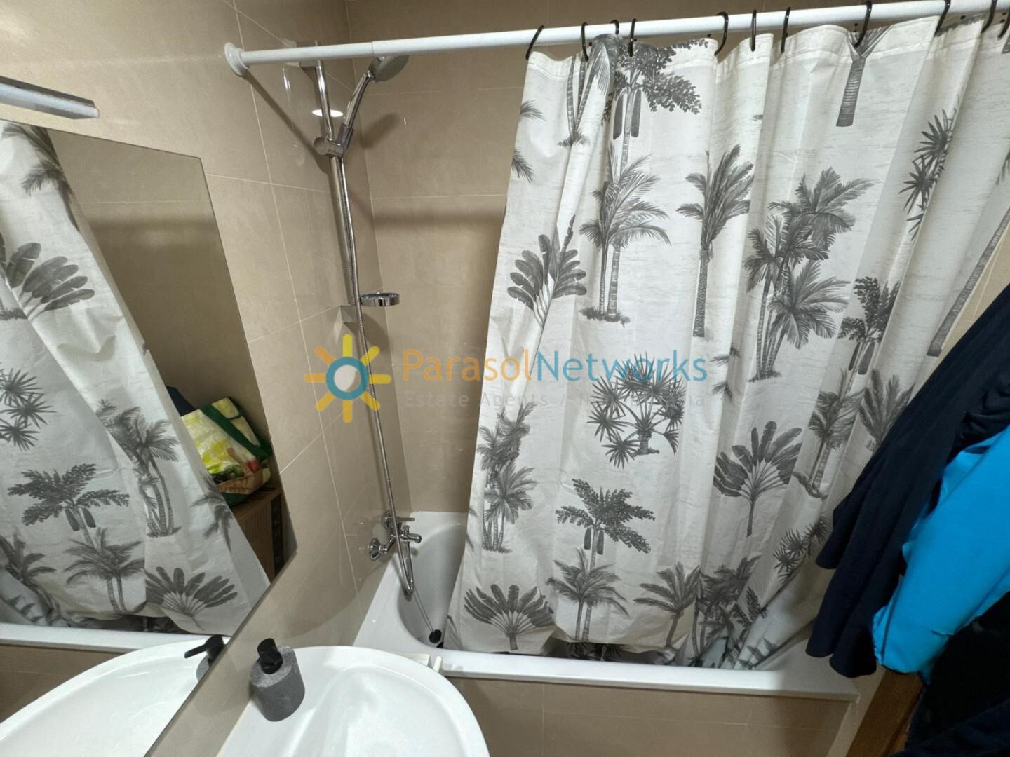 Piso de 90 m² en Oliva