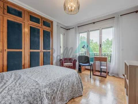 Piso de 153 m² en Oviedo