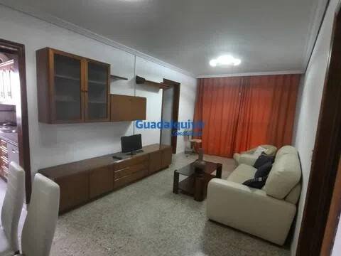 Pis de 86 m² a Dos Hermanas