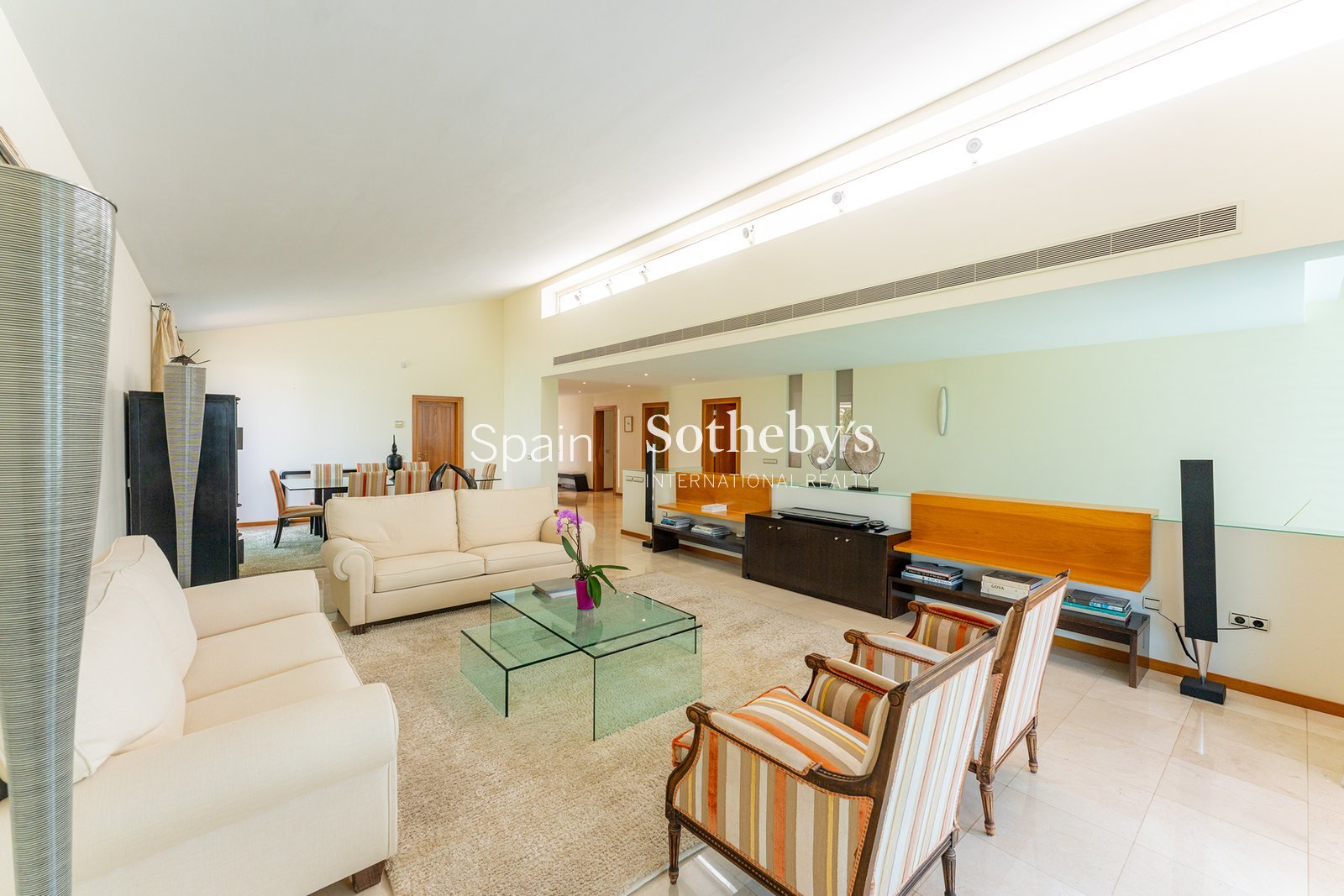 Casa de 742 m² en Arona