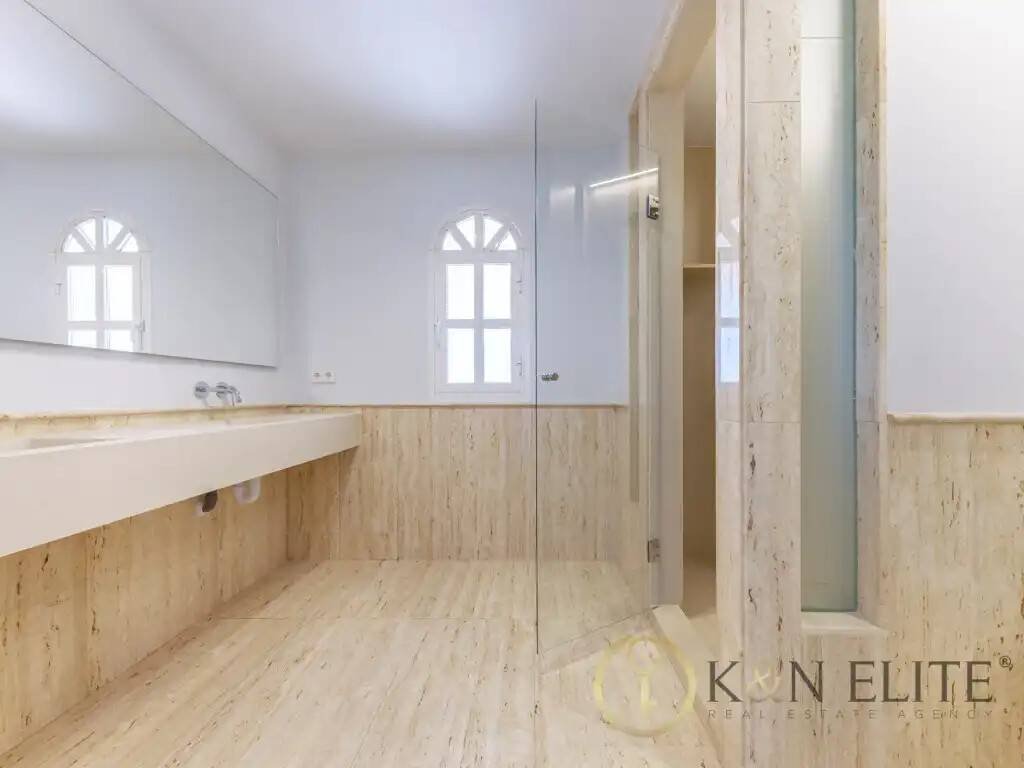 Casa de 1290 m² en Alicante