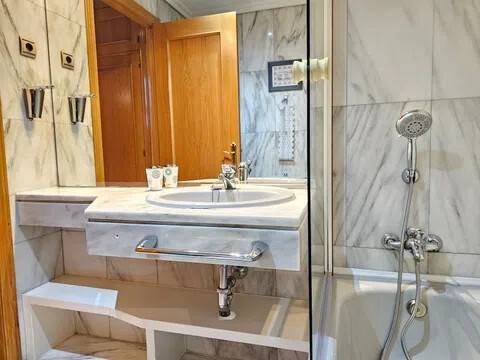 Habitación 250 m², Madrid