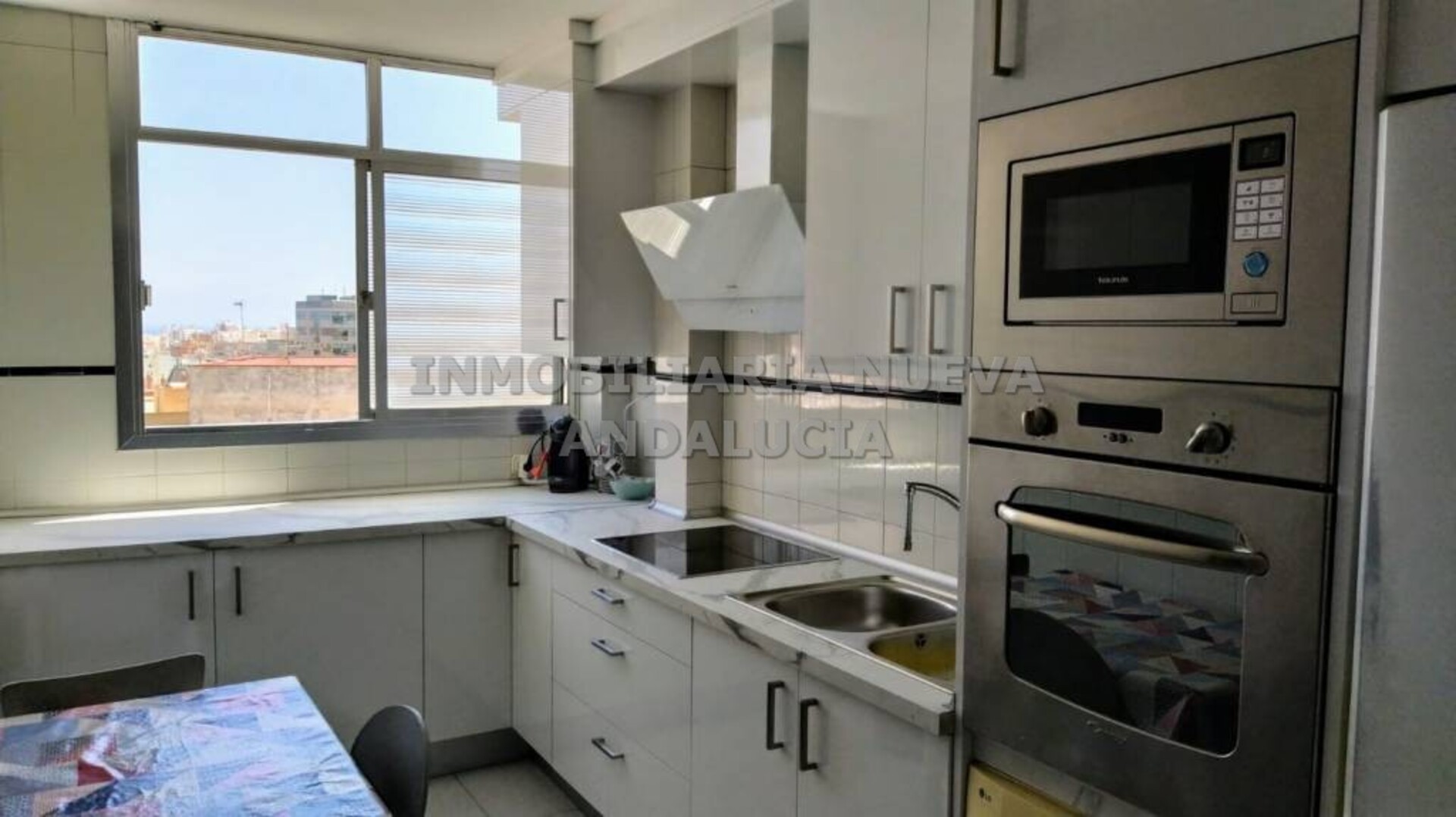 Piso de 80 m² en Almería