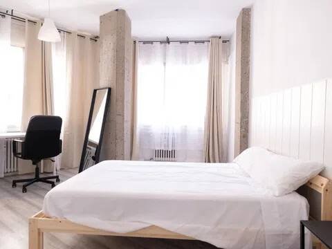 Habitación 140 m², Lérida