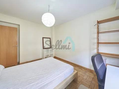Piso de 85 m² en Oviedo
