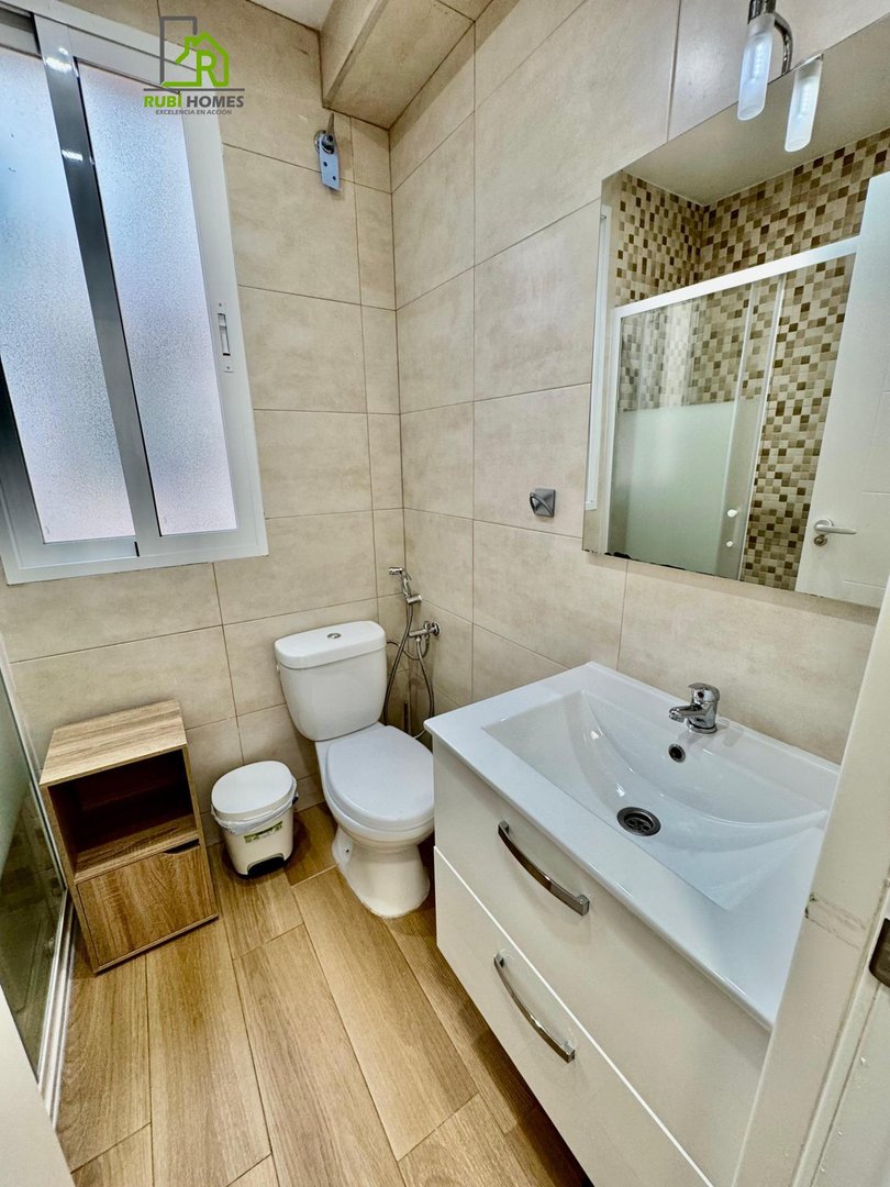 Piso de 83 m² en Granada